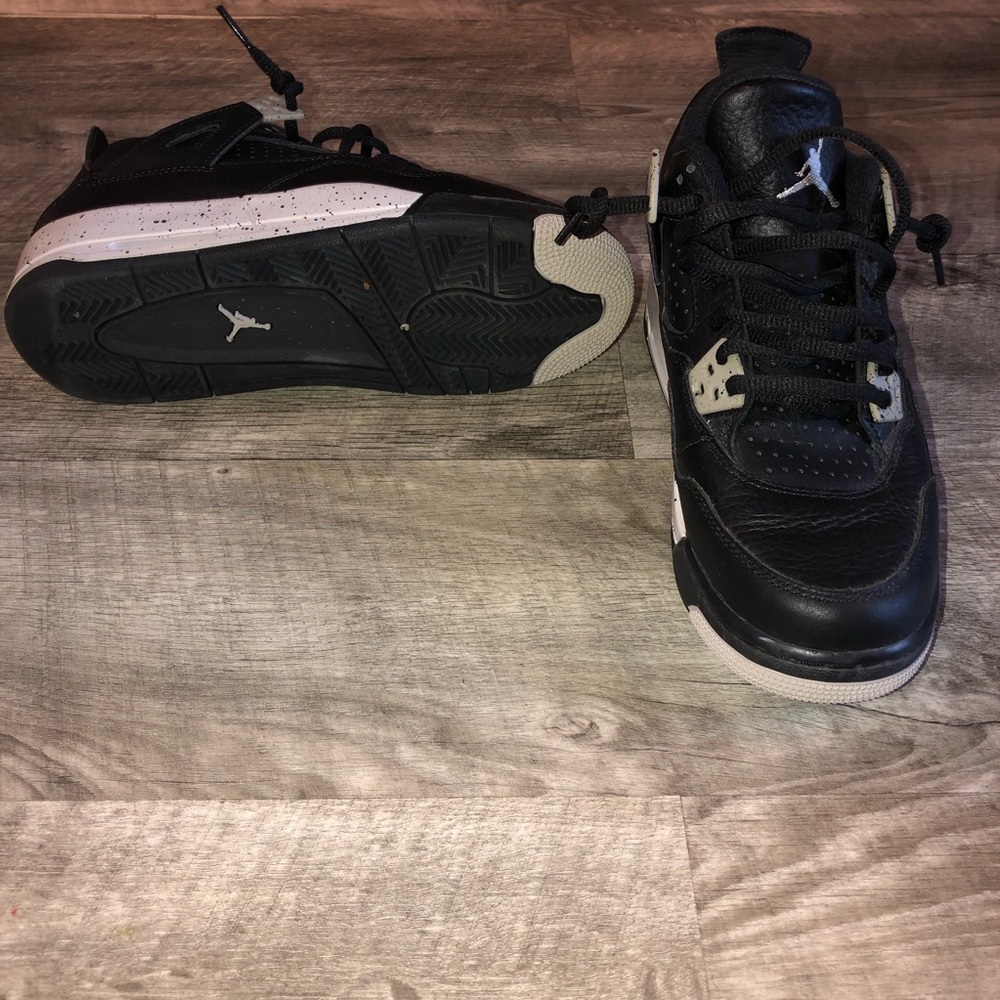 Oreo Jordan 4s retro